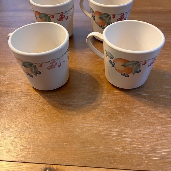 CorningWare Abundance Fruit design coffee mugs. 4 - Picture 3 of 6